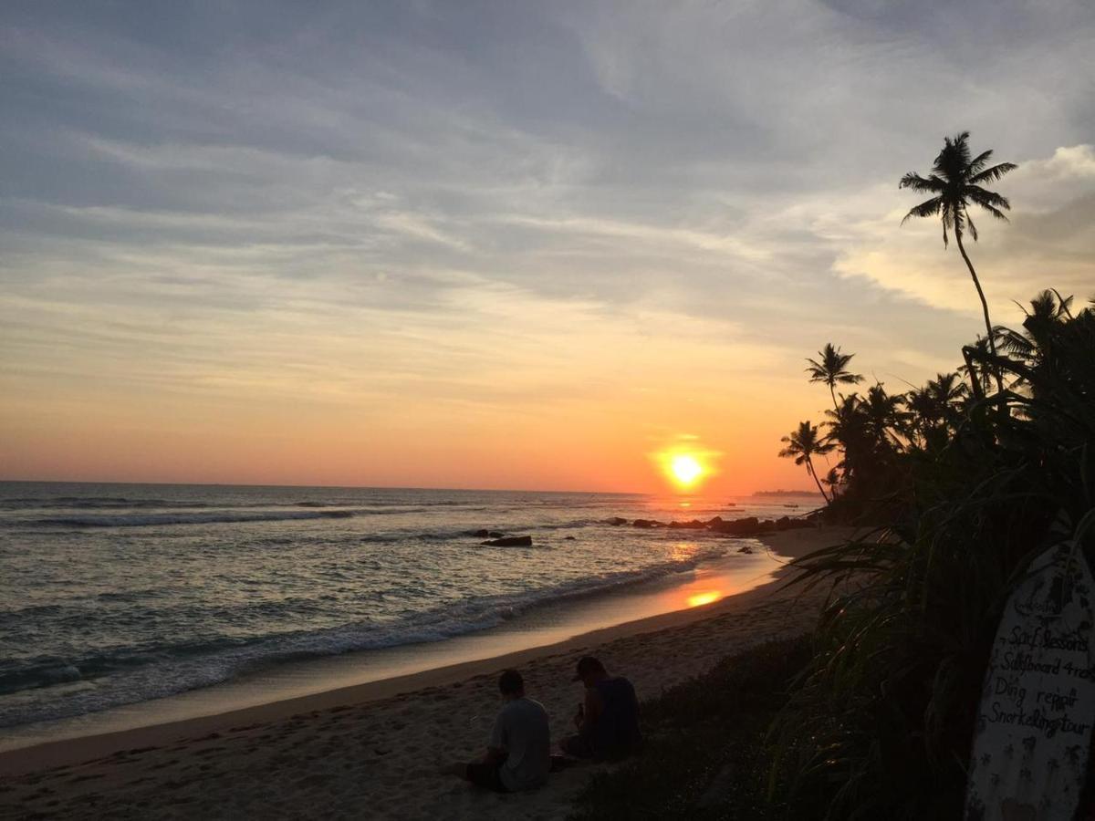 Sabine Holiday Resort And Restaurant Matara Buitenkant foto