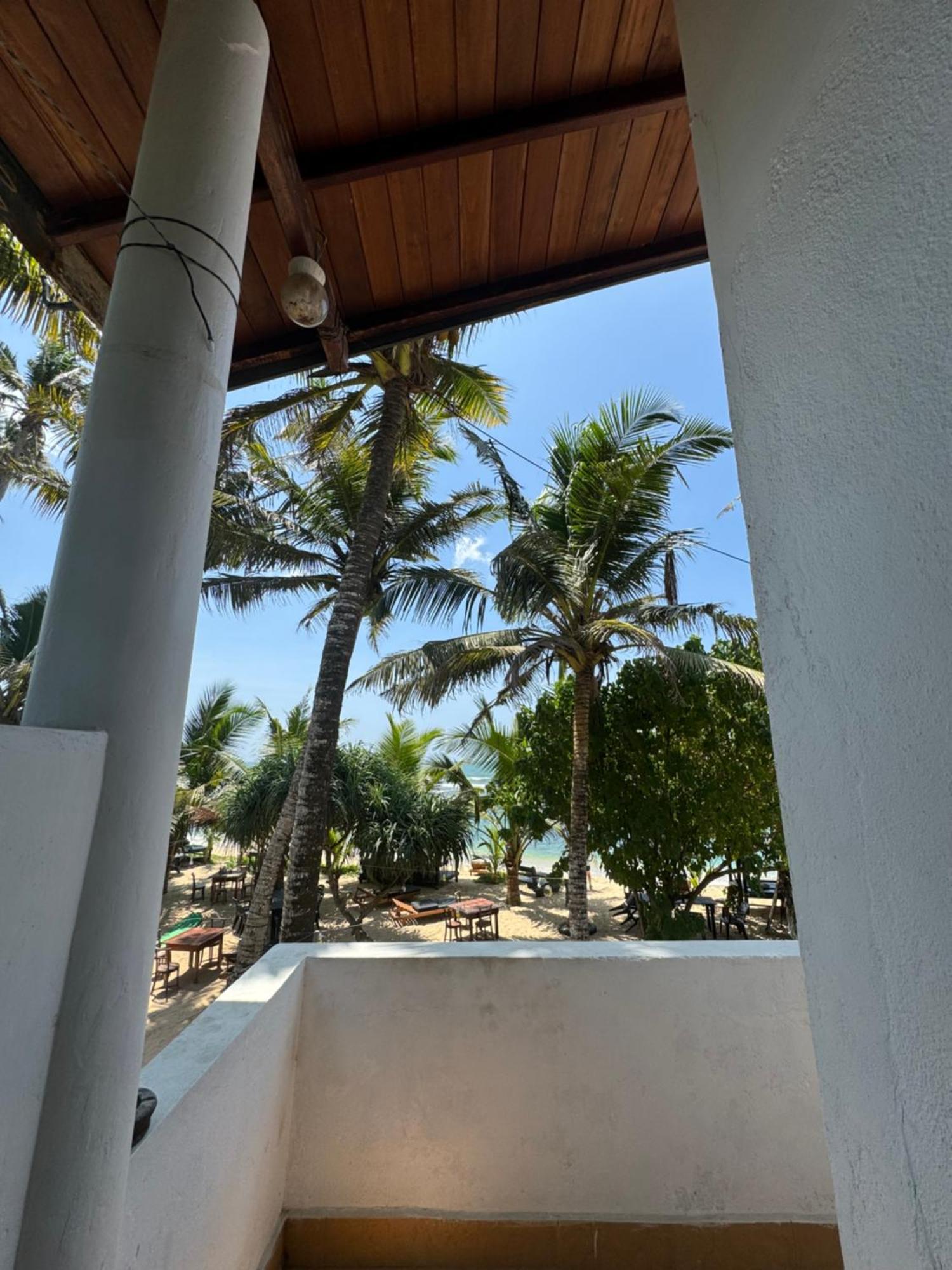 Sabine Holiday Resort And Restaurant Matara Buitenkant foto